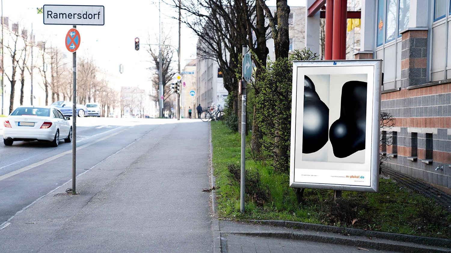 Außenwerbung in München mit einem City Light Poster (CLP) - City Light Poster