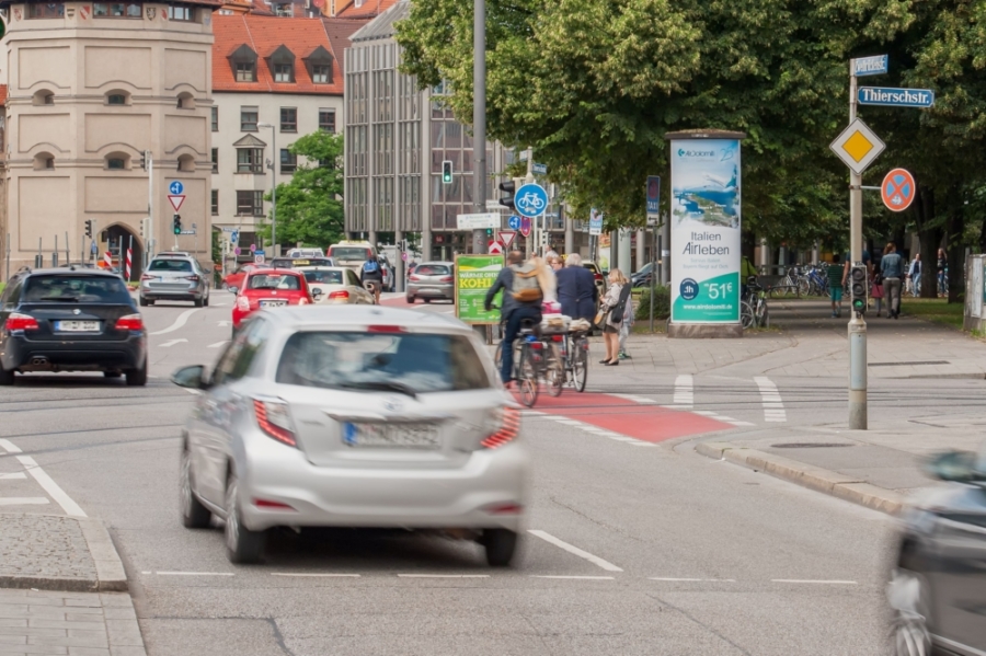 Gute Plakatwerbung mit der Ganzsäule - Ganz-/ Litfaßsäule