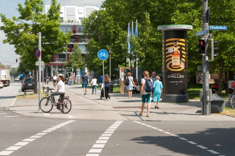 Die Ganzsäule oder die Litfaßsäule als Außenwerbung - München Schleissheimer Str Elisabethstr Gs - Ganz-/ Litfaßsäule